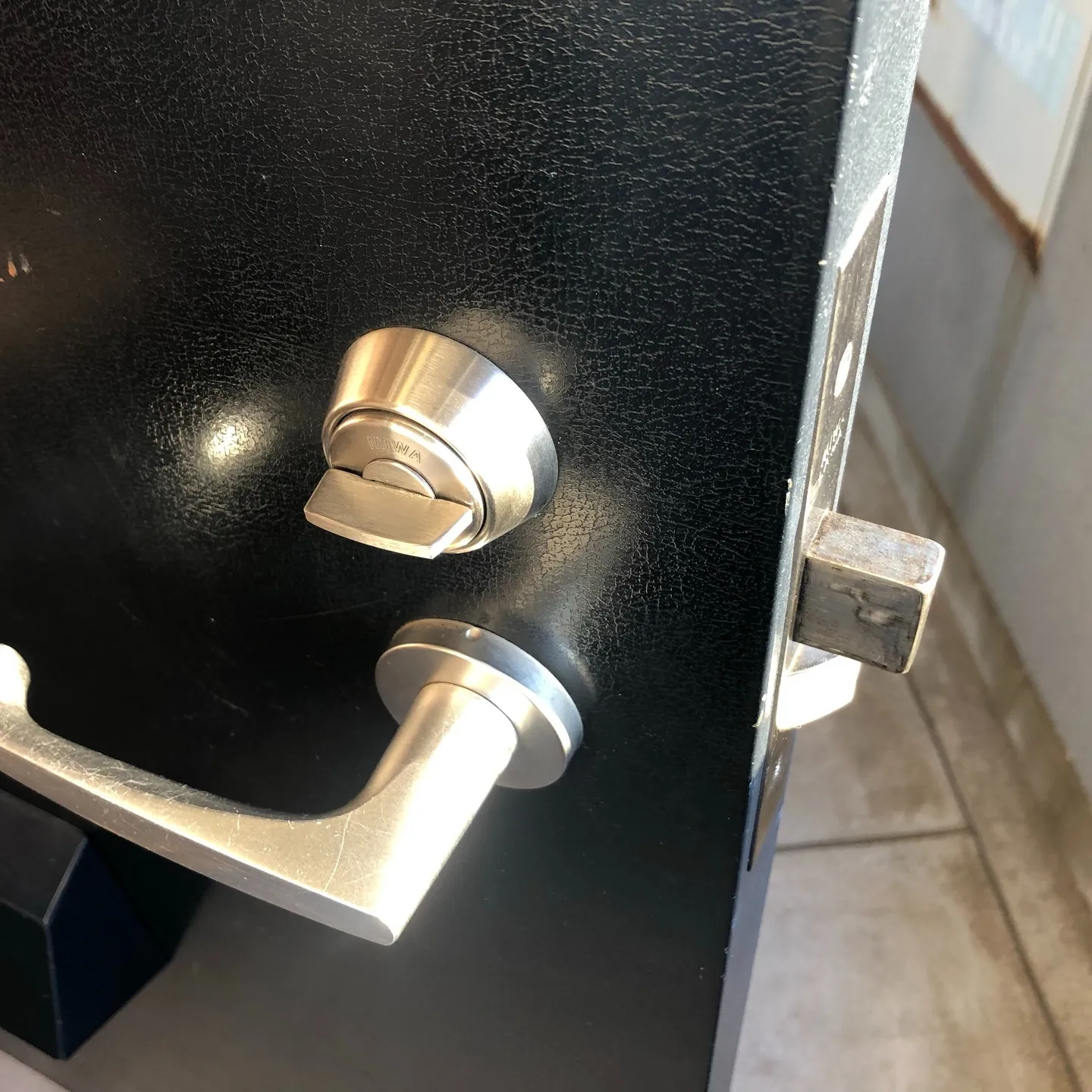 🔑 大切な鍵を紛失してしまったとき、どうすればよいのかお困り...