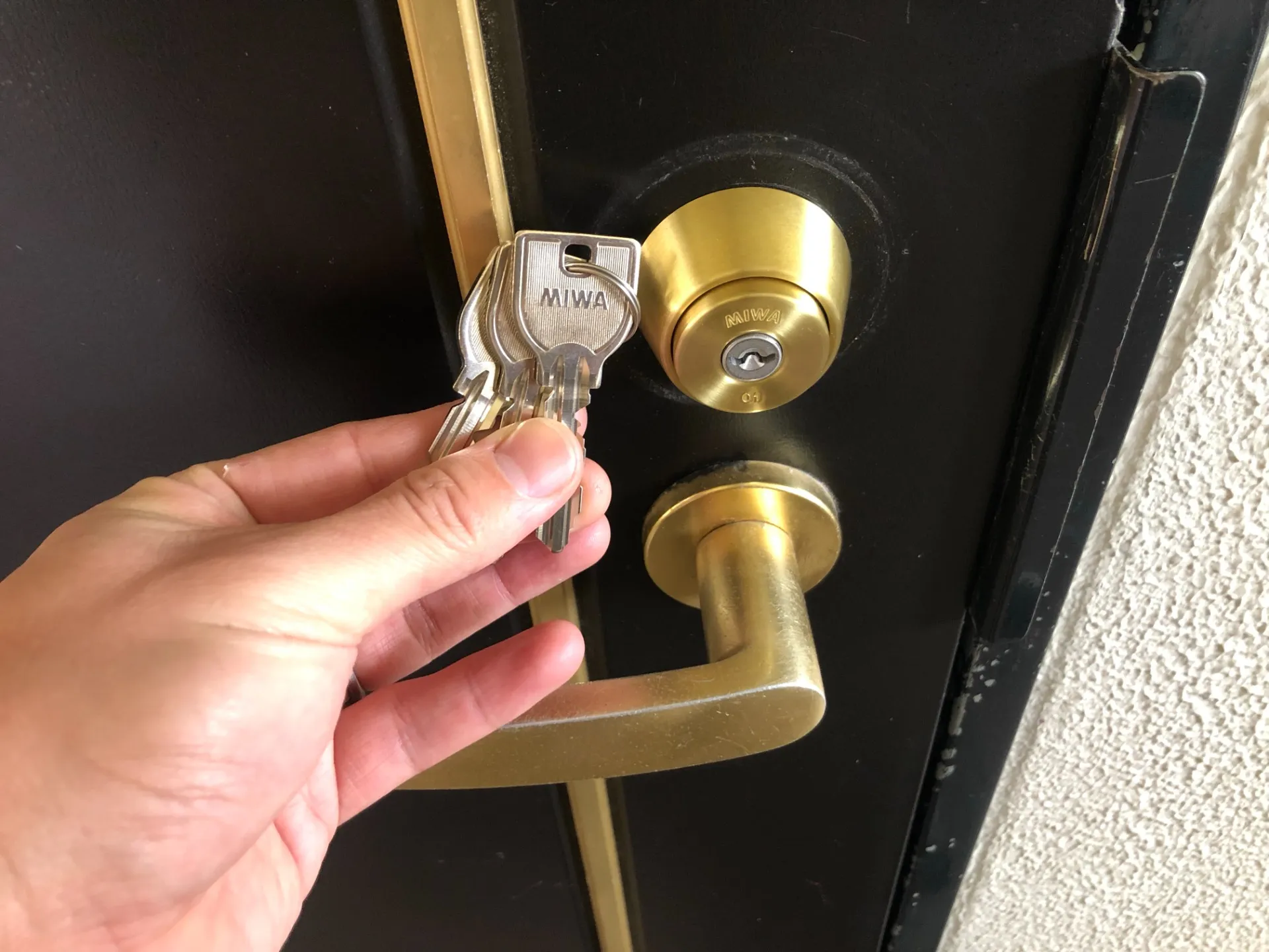 Keiden（計電産業）のカードキーをMIWA U9へ交換！費用やメリットを解説